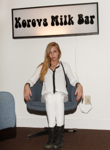 Kendra Sunderland clothes in tight white jeans and white jacket